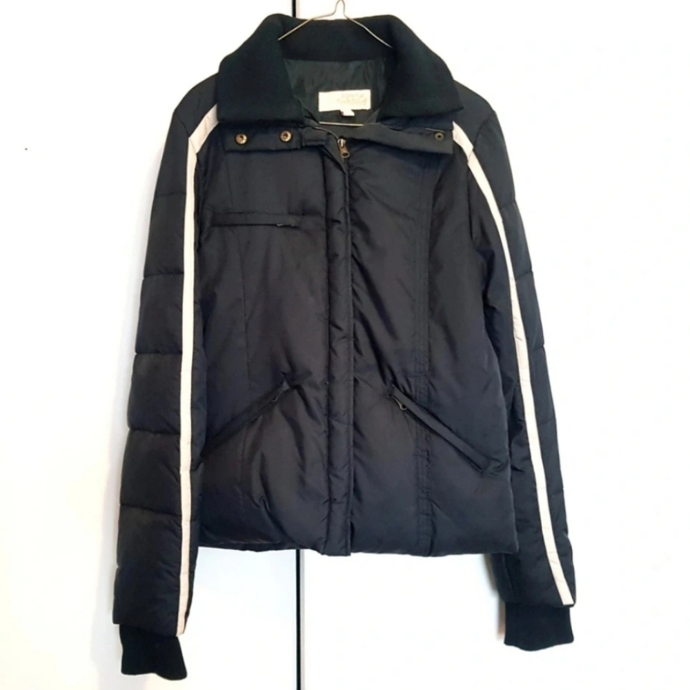 Vintage black Down filled winter puffer jacket coat